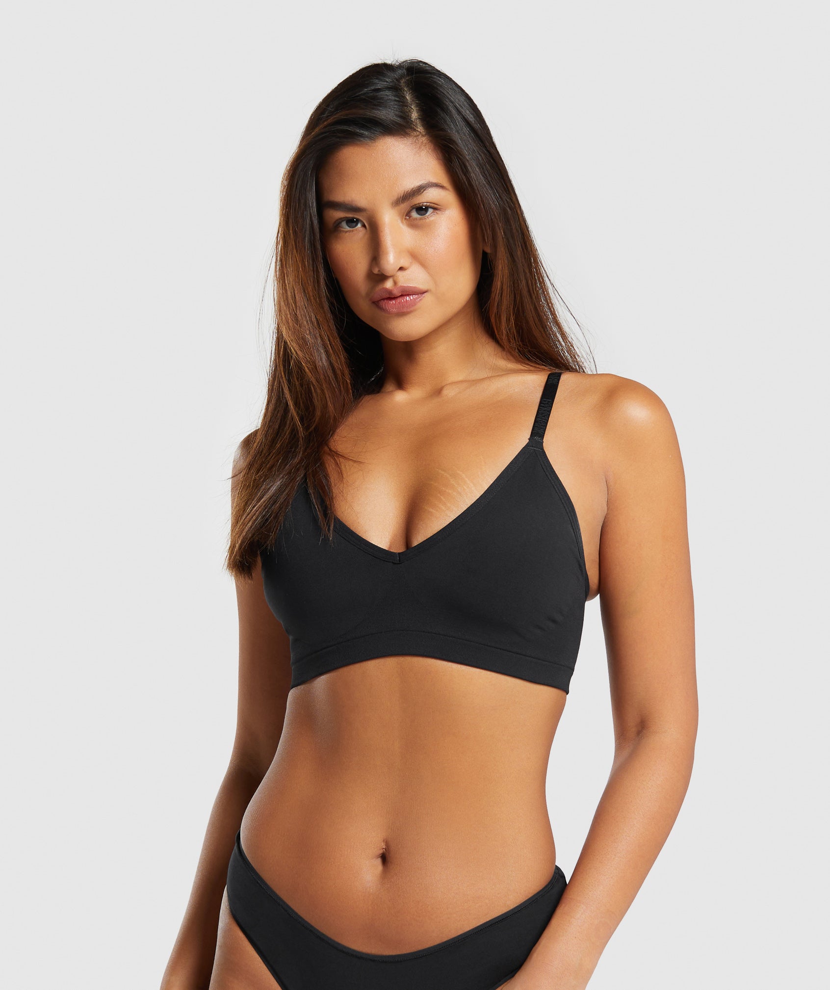 Women's Gymshark Seamless V Neck Bralette Black