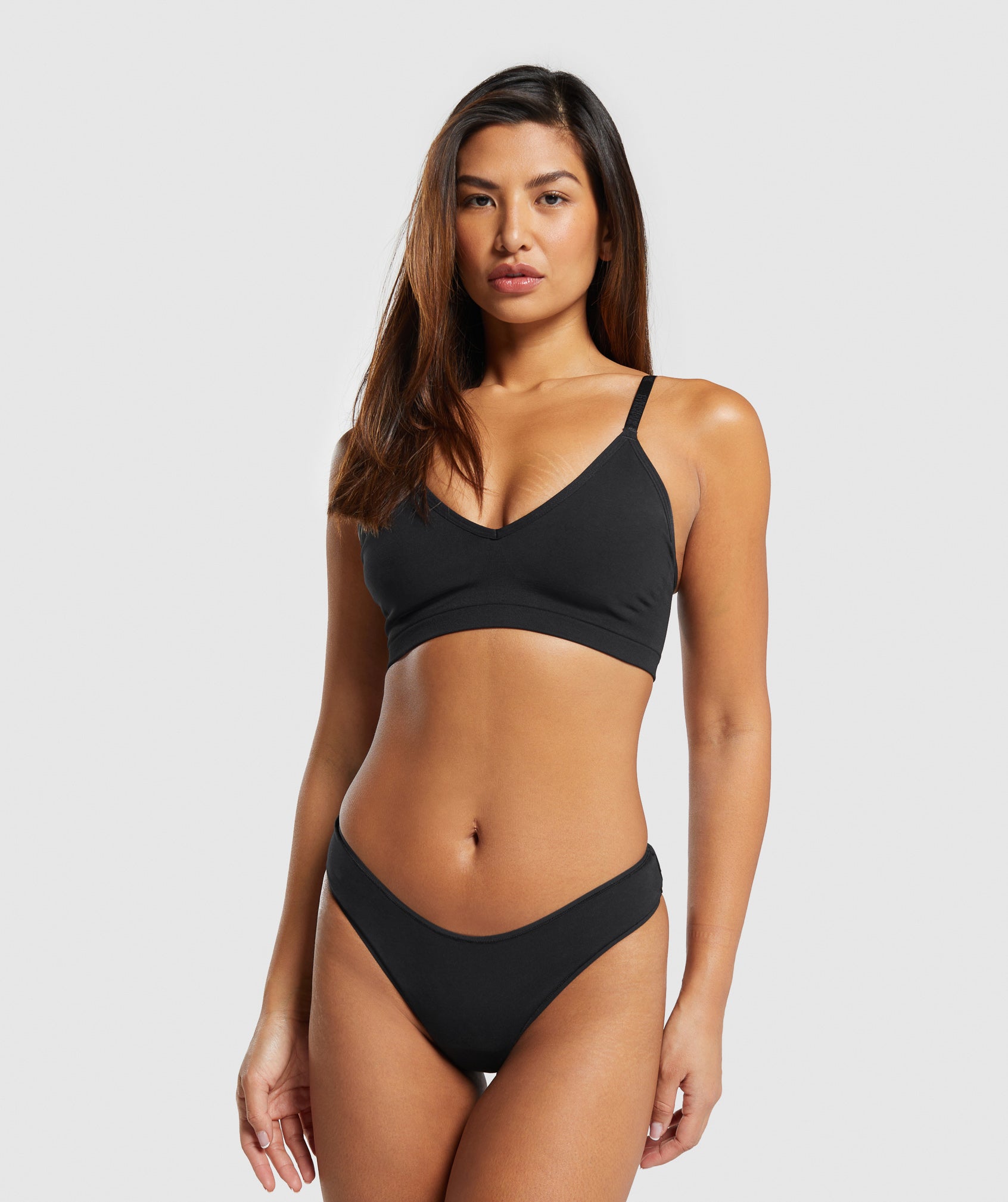 Women's Gymshark Seamless V Neck Bralette Black
