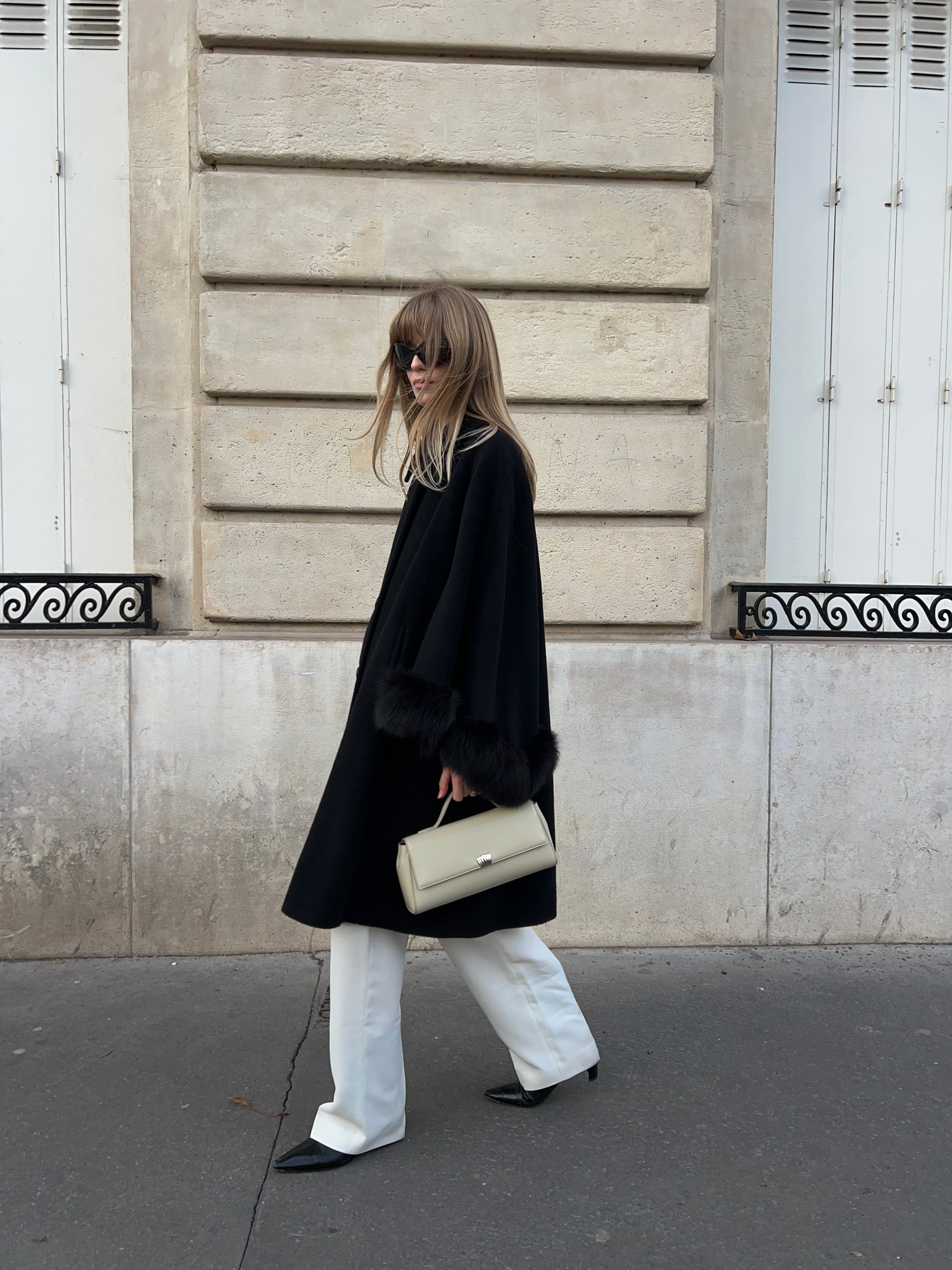 Freja Shell Clutch Black Gloss