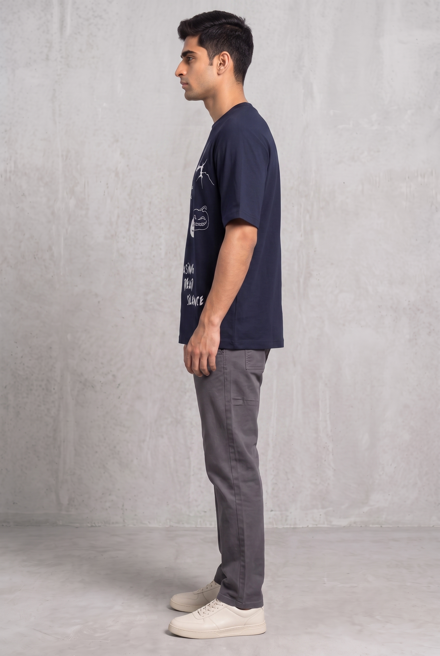 MIDNIGHT SPOOKY NAVY MEN’S OVERSIZED T-SHIRT