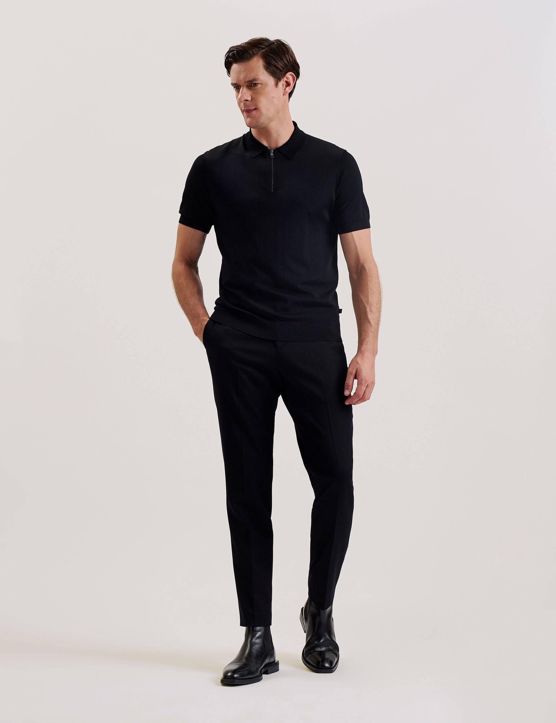 #color_black