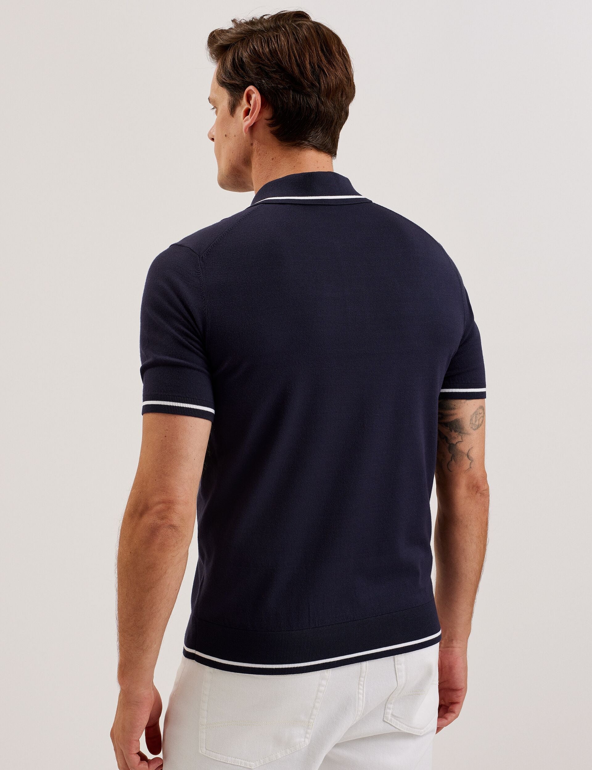 #color_navy
