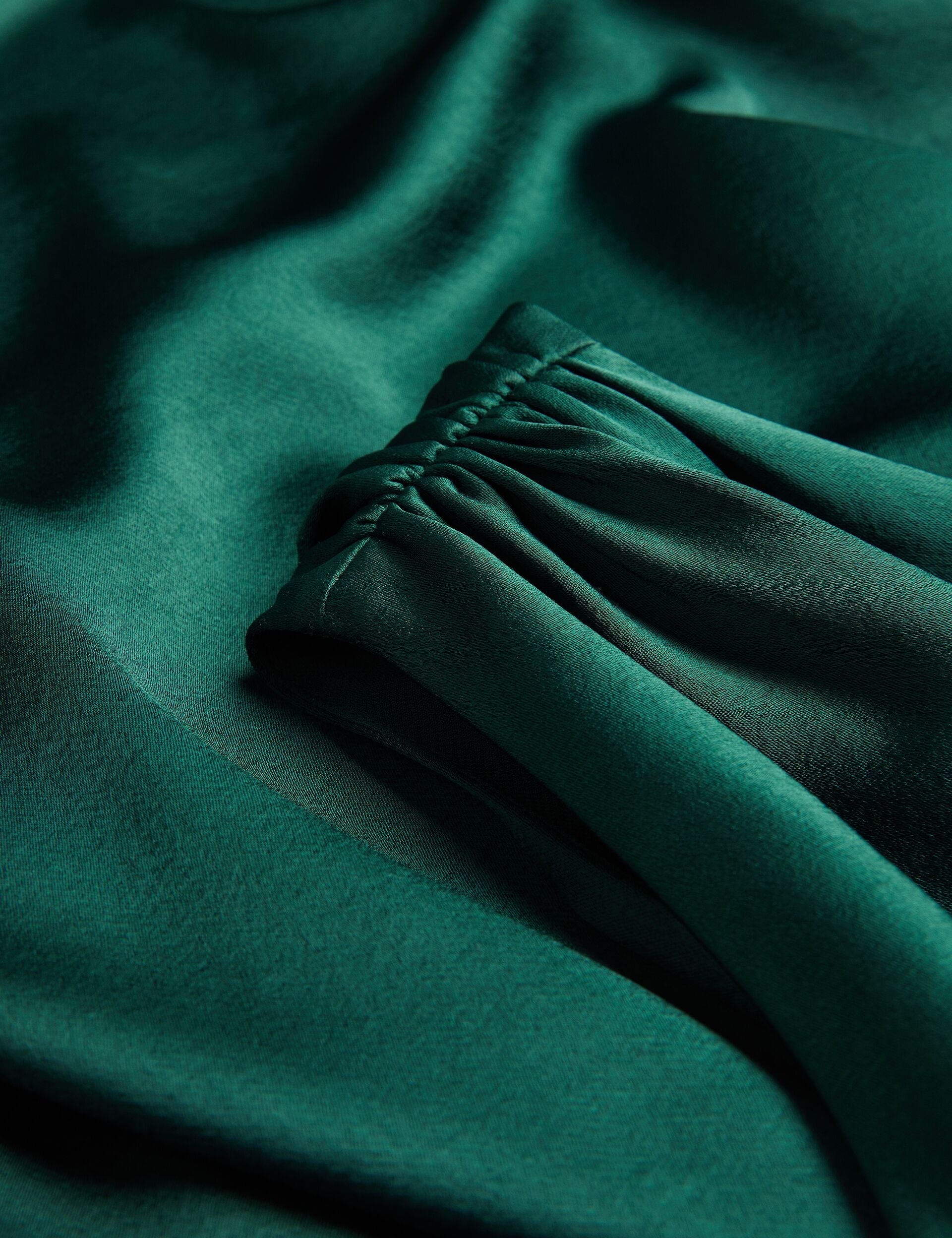 #color_dark-green