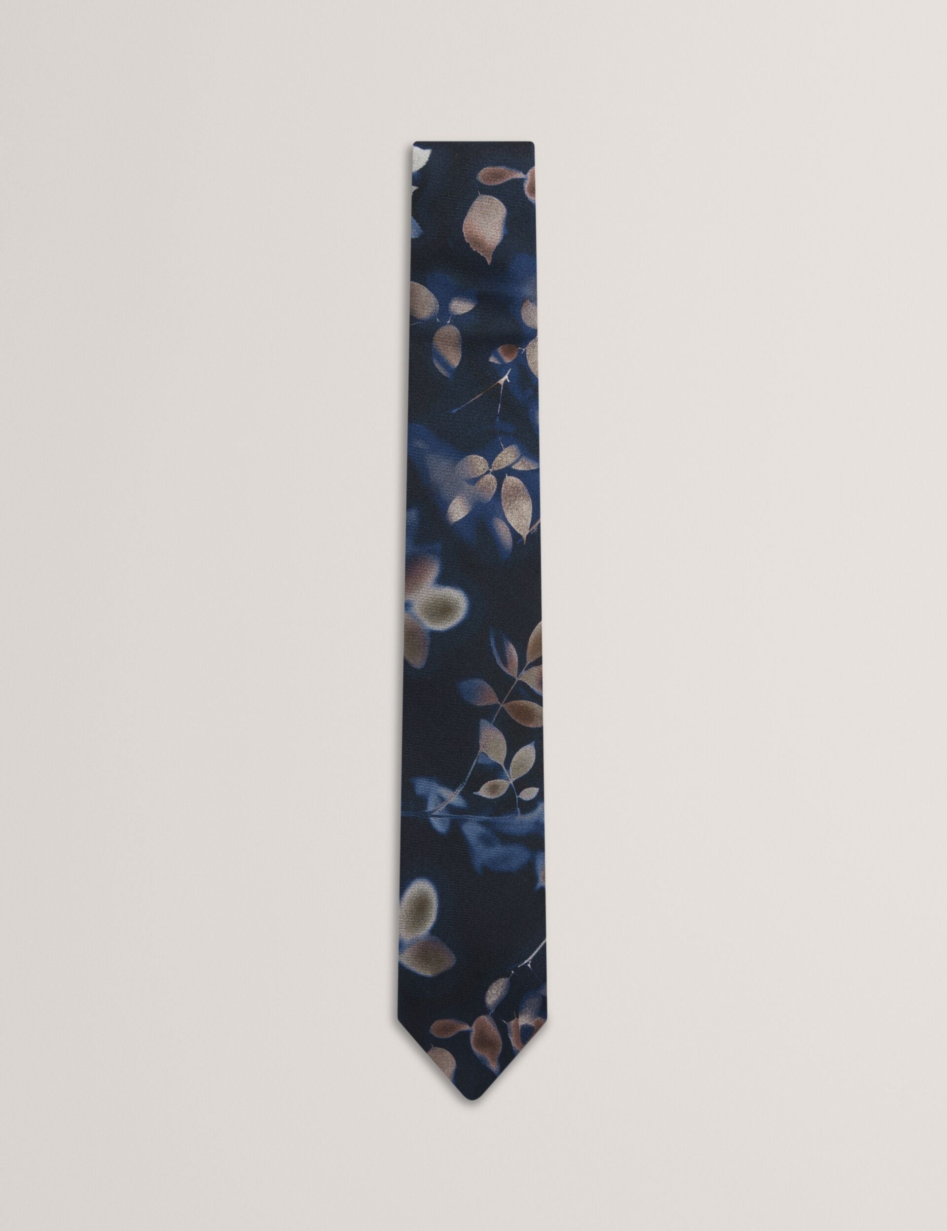 #color_navy