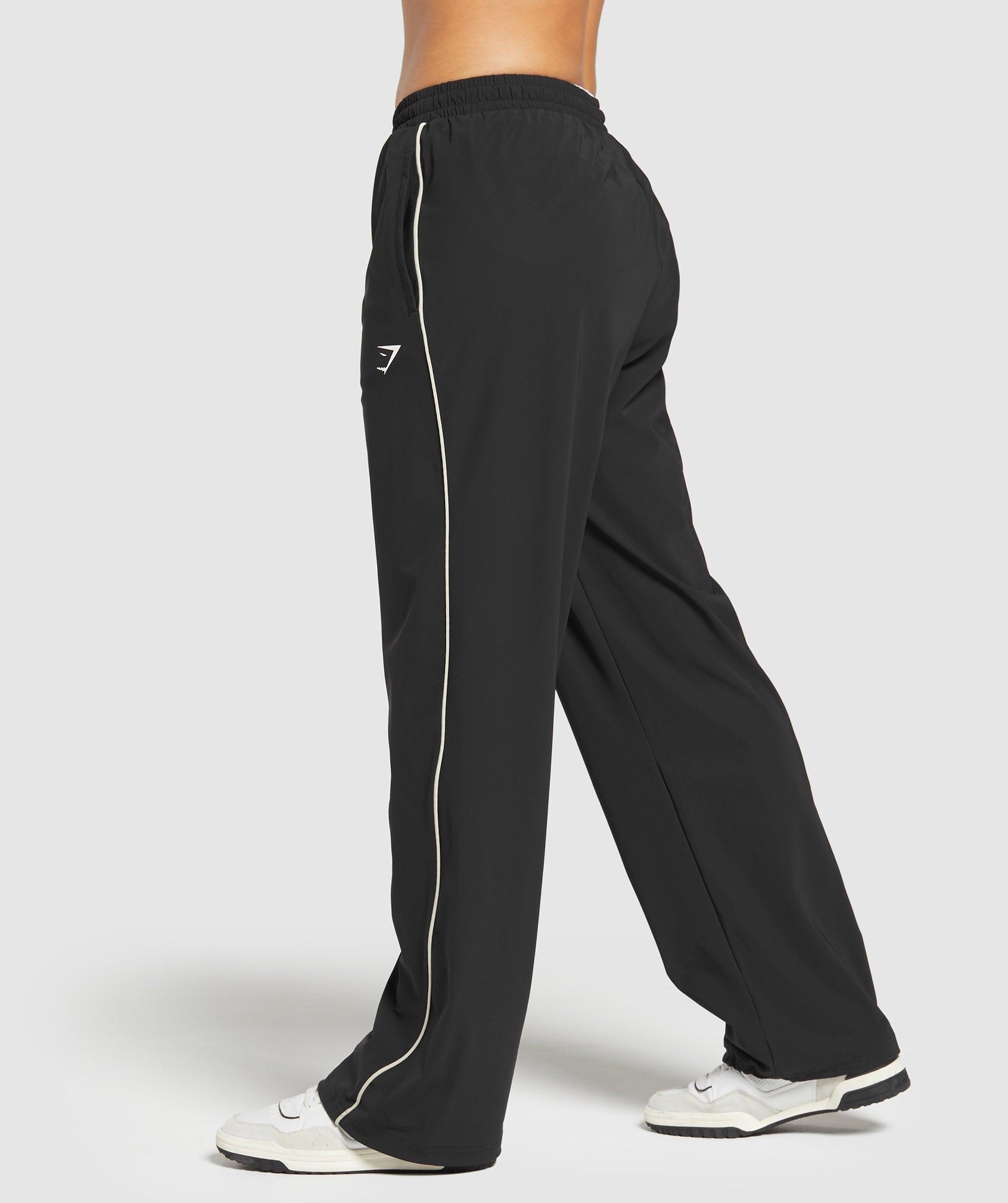 Women's Gymshark Stitch Feature Woven Pants Black
