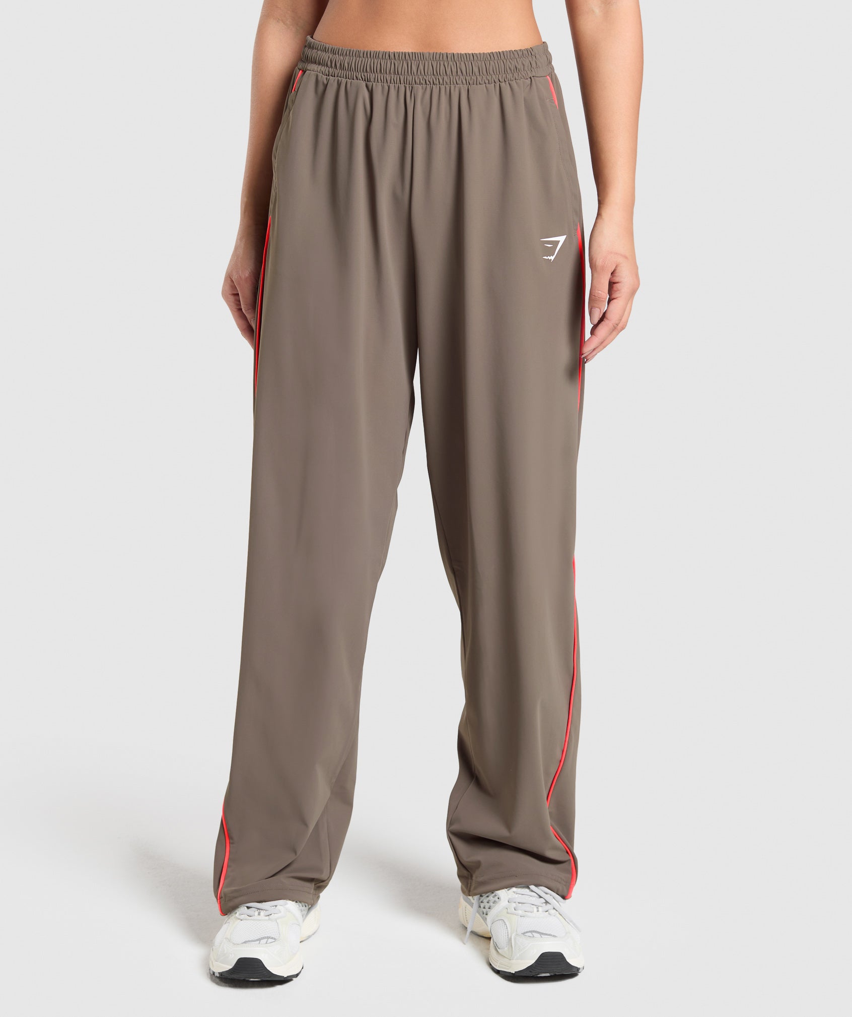 Women's Gymshark Stitch Feature Woven Pants Camo Brown