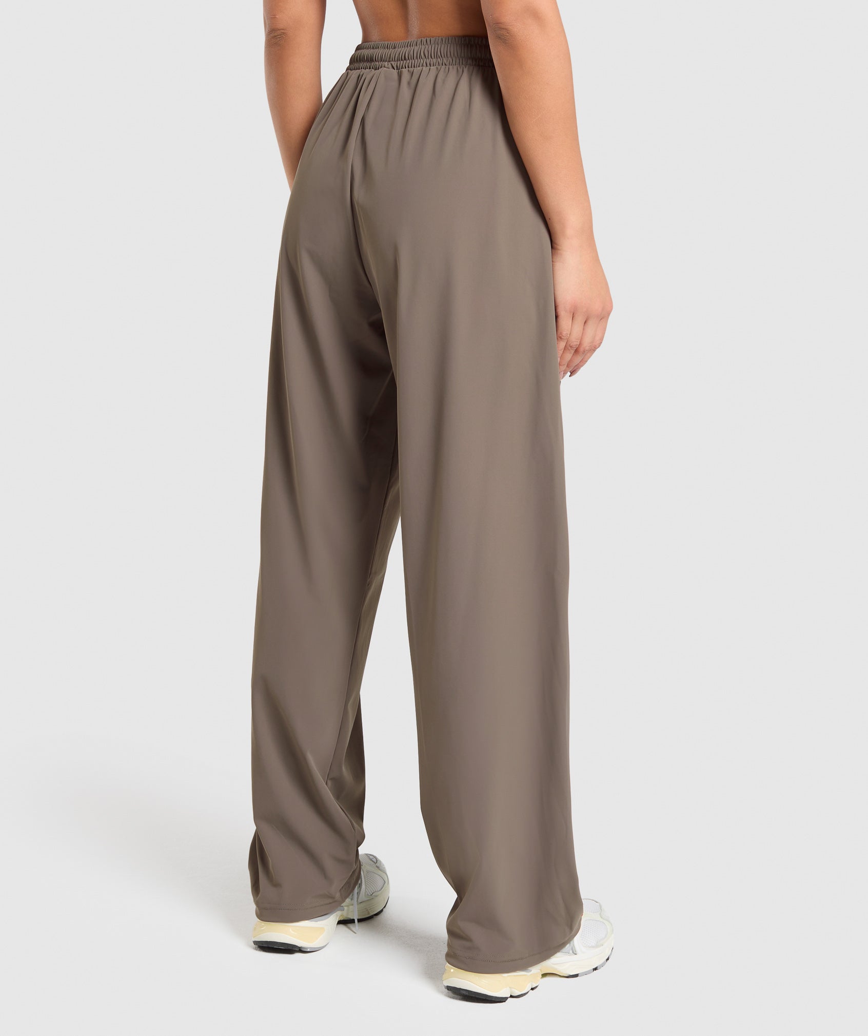 Women's Gymshark Stitch Feature Woven Pants Camo Brown