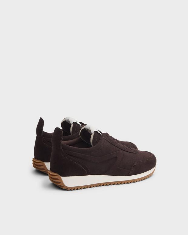 #color_dark-chocolate-suede