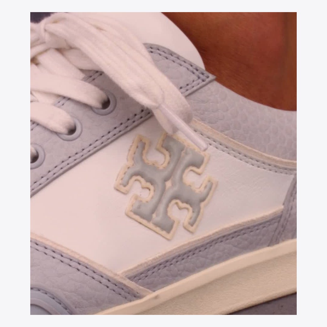 Tory Burch Clover Court Sneaker WHITE / POWDER BLUE