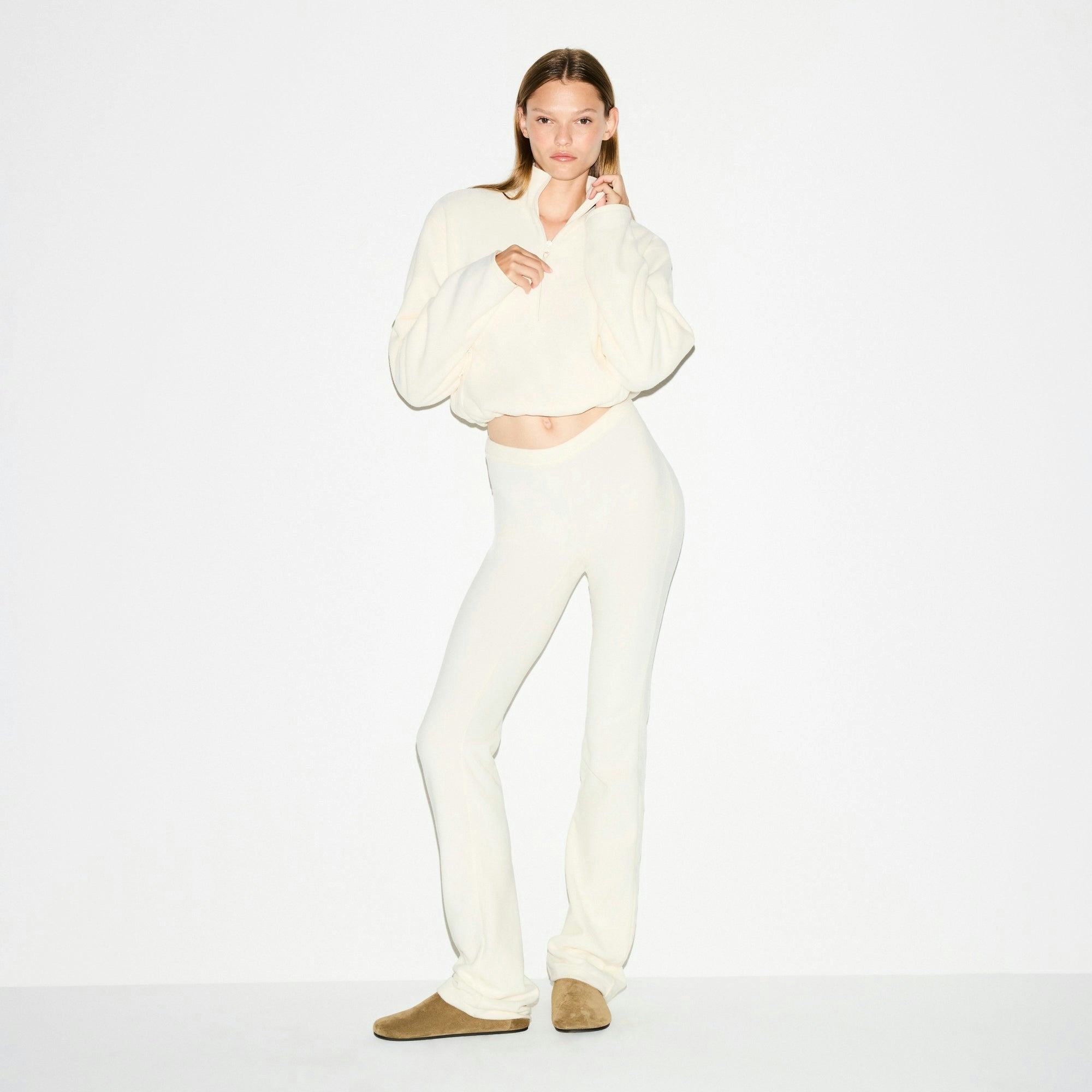 Skims Outdoor Fleece Half Zip Pullover Ecru
