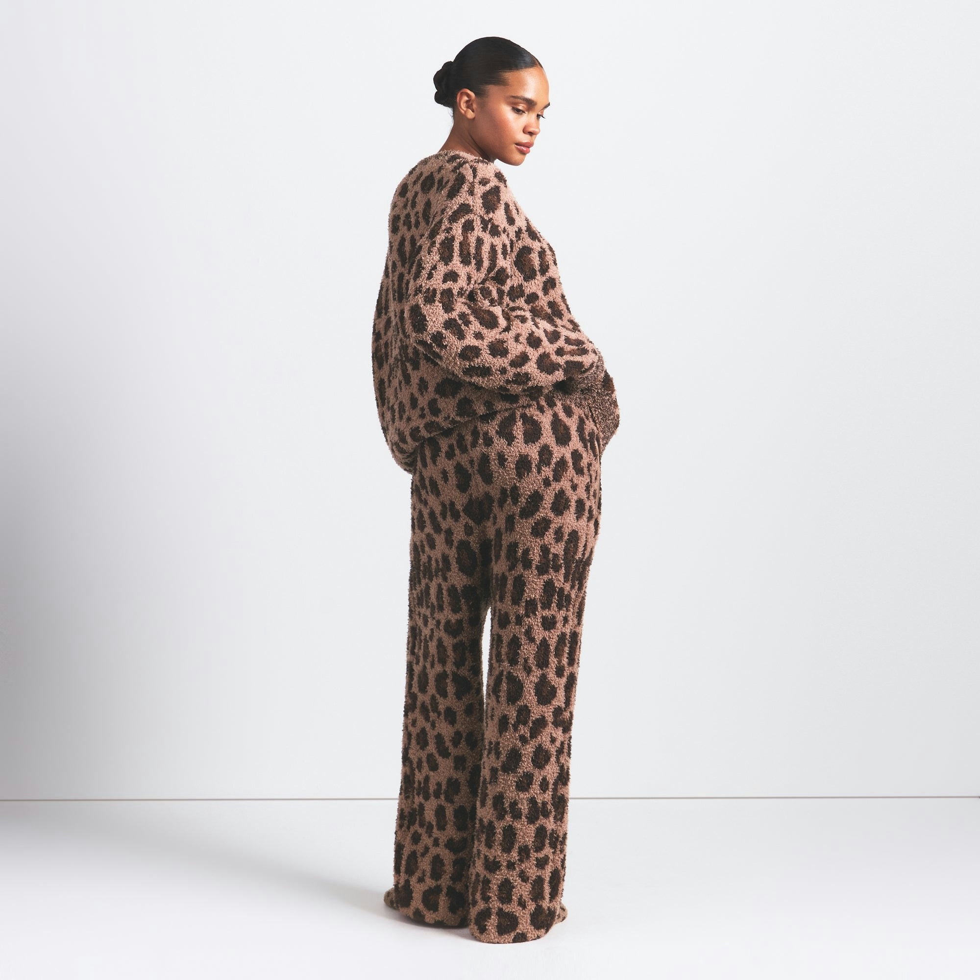 Skims Cozy Oversized Crewneck Pullover Sienna Leopard Print