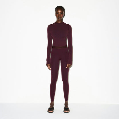 Skims Nikeskims Vintage Seamless Mock Neck Crop Top Currant