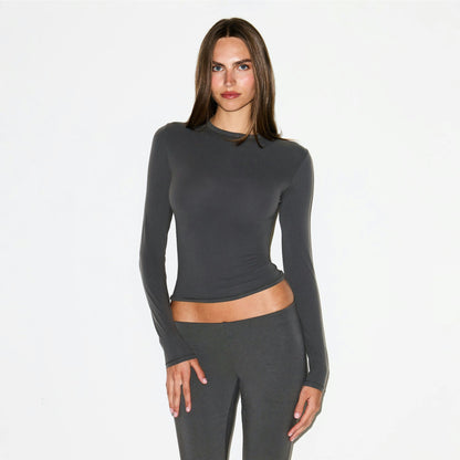 FITS EVERYBODY LONG SLEEVE T-SHIRT