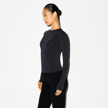 SOFT SMOOTHING SEAMLESS LONG SLEEVE T-SHIRT