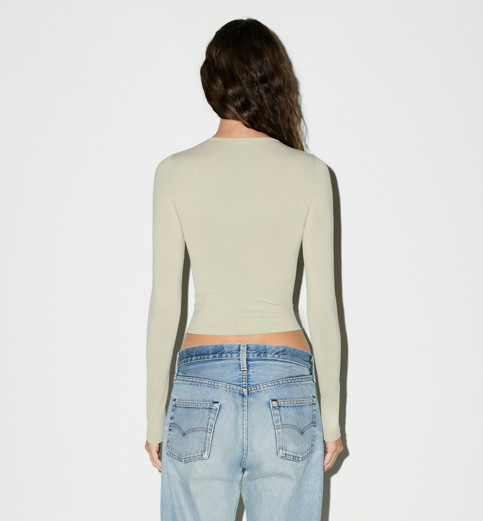 SOFT SMOOTHING SEAMLESS LONG SLEEVE T-SHIRT