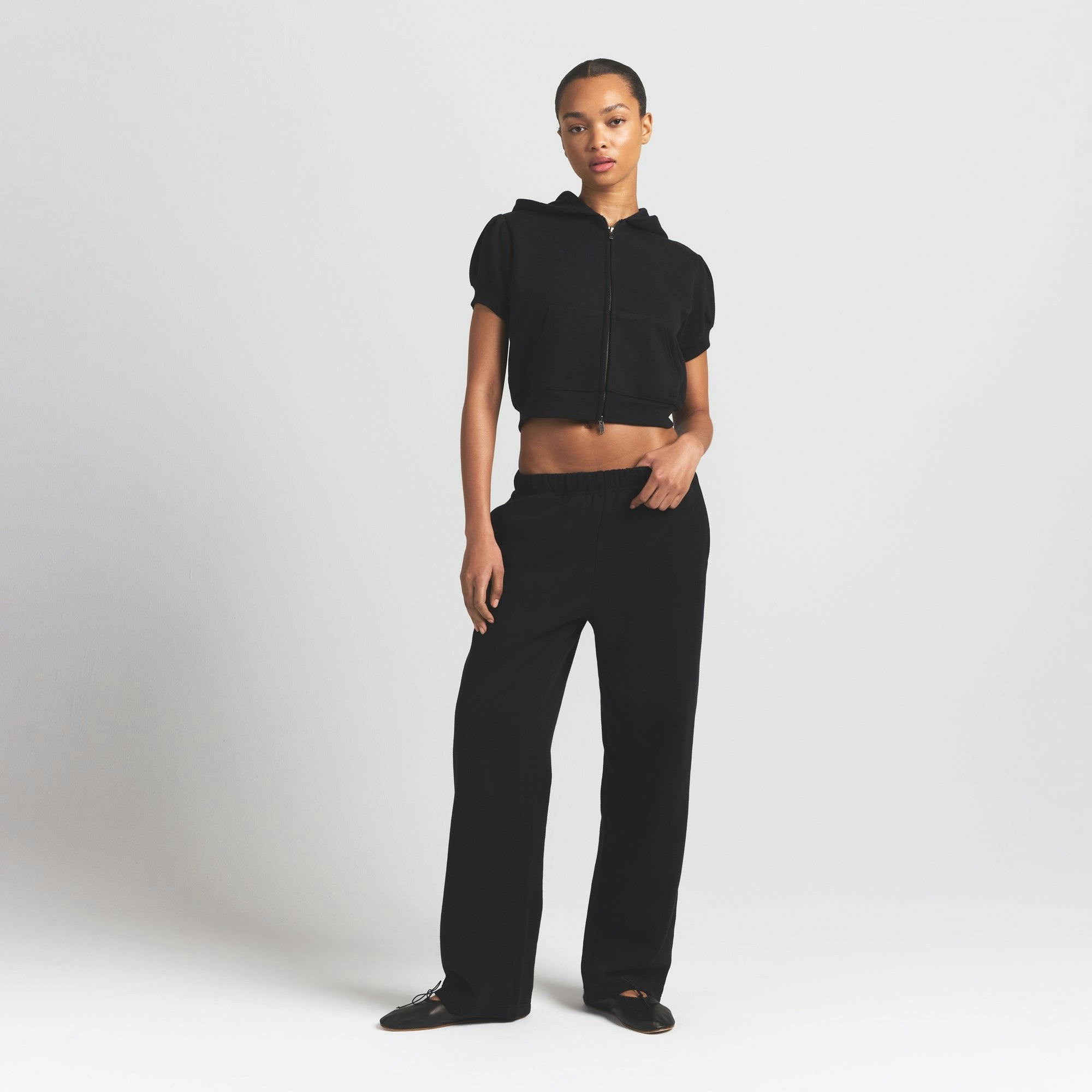 Skims Cotton Fleece Bubble Sleeve Cropped Zip Up Onyx