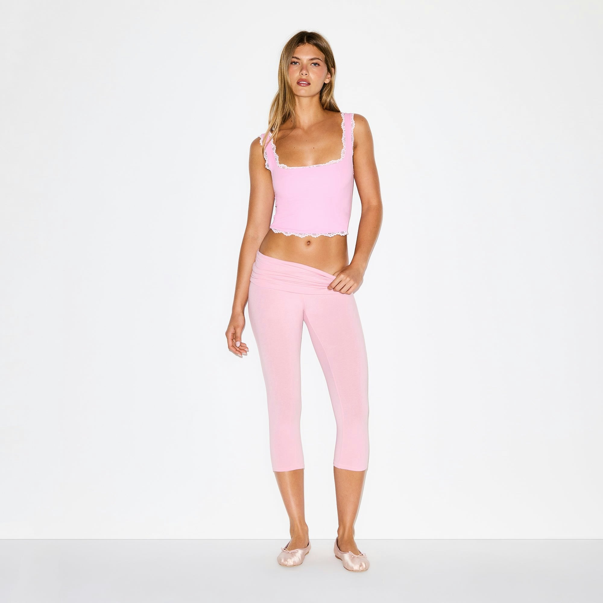 Skims Fits Everybody Lace Tank Bubblegum Tonal