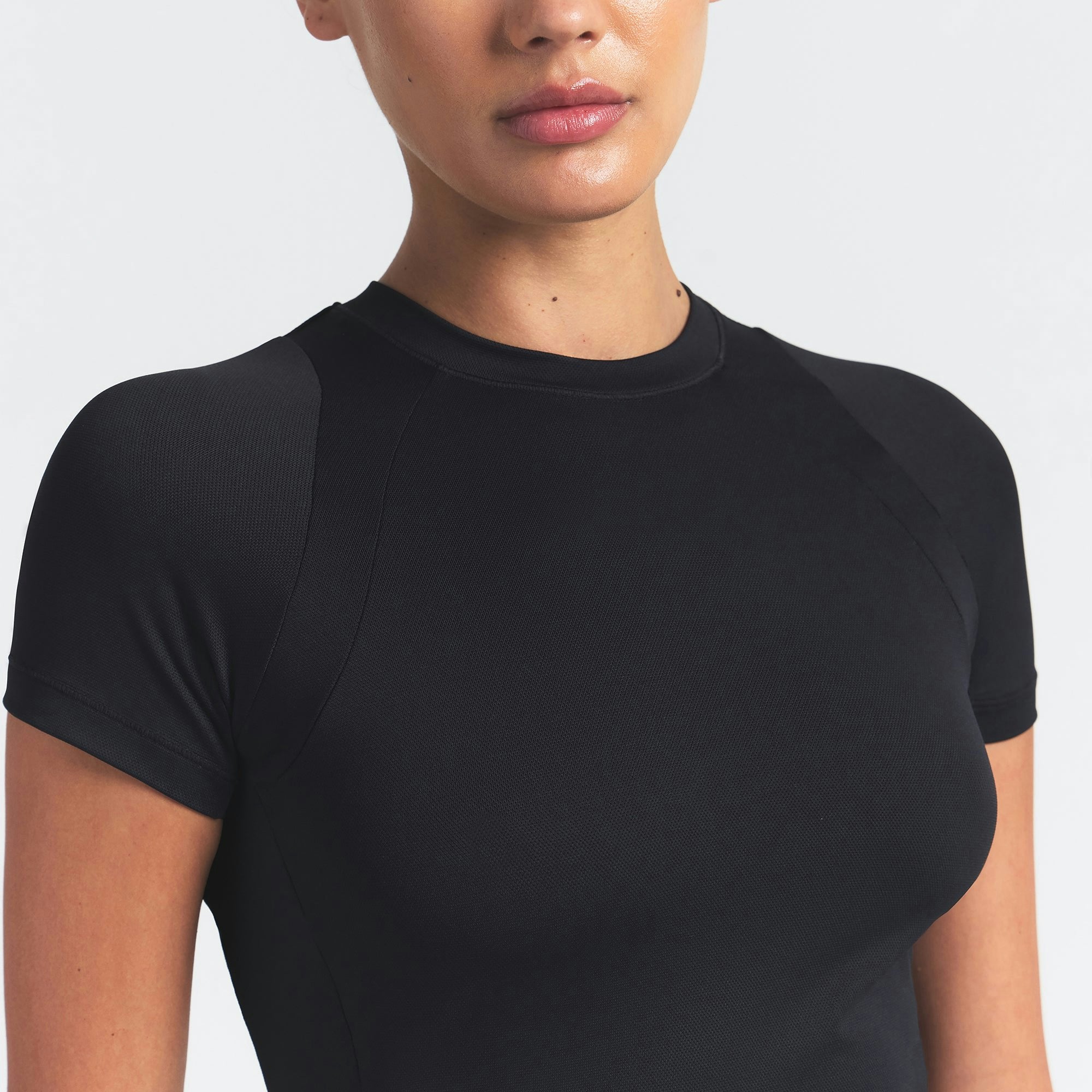 Skims Nikeskims Airy Baby Tee Obsidian