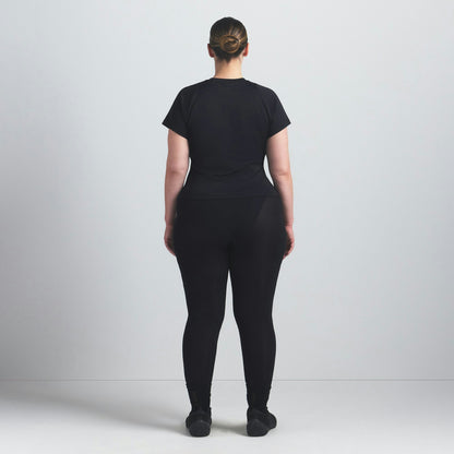 Skims Nikeskims Airy Baby Tee Obsidian