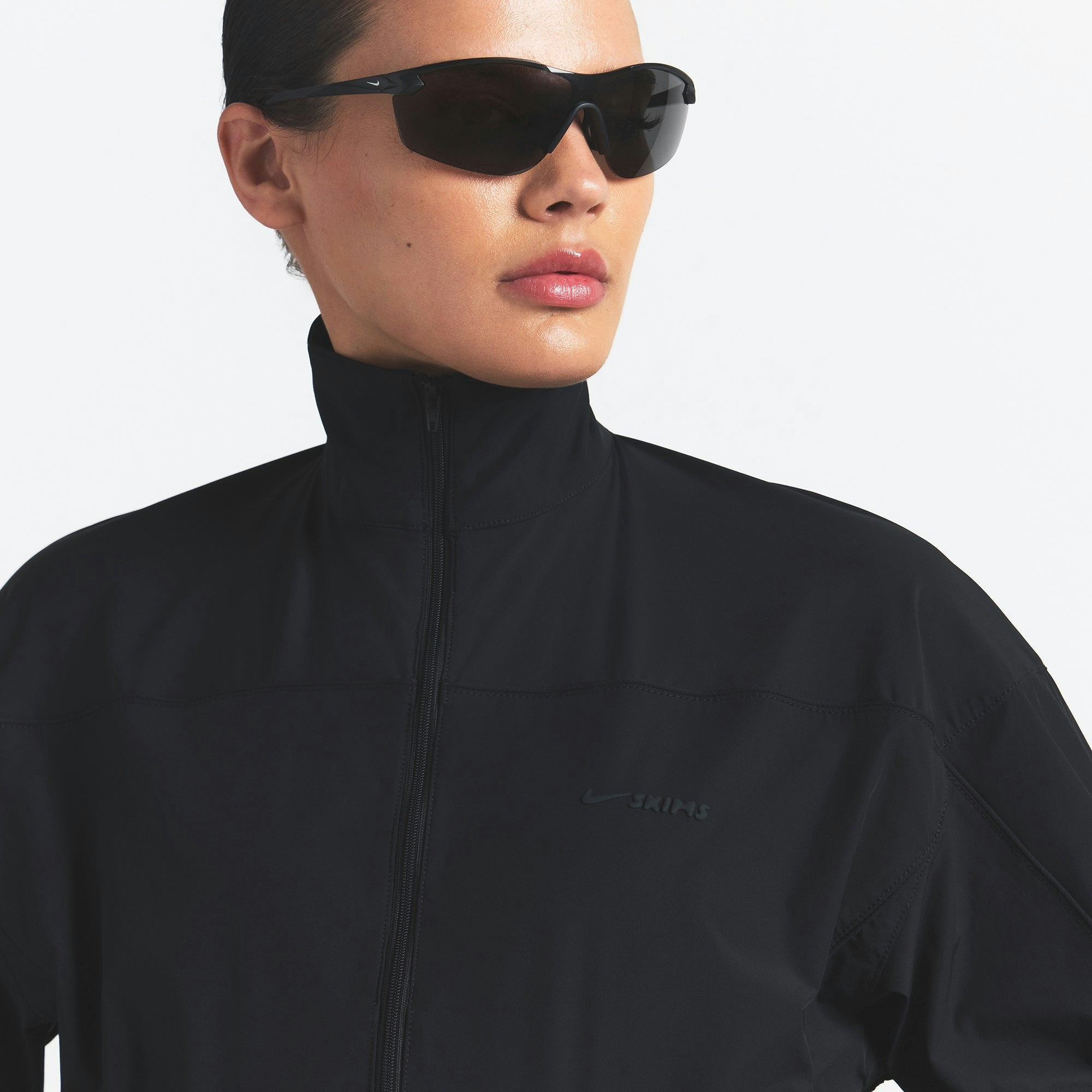 Skims Nikeskims Woven Nylon Crop Jacket Obsidian