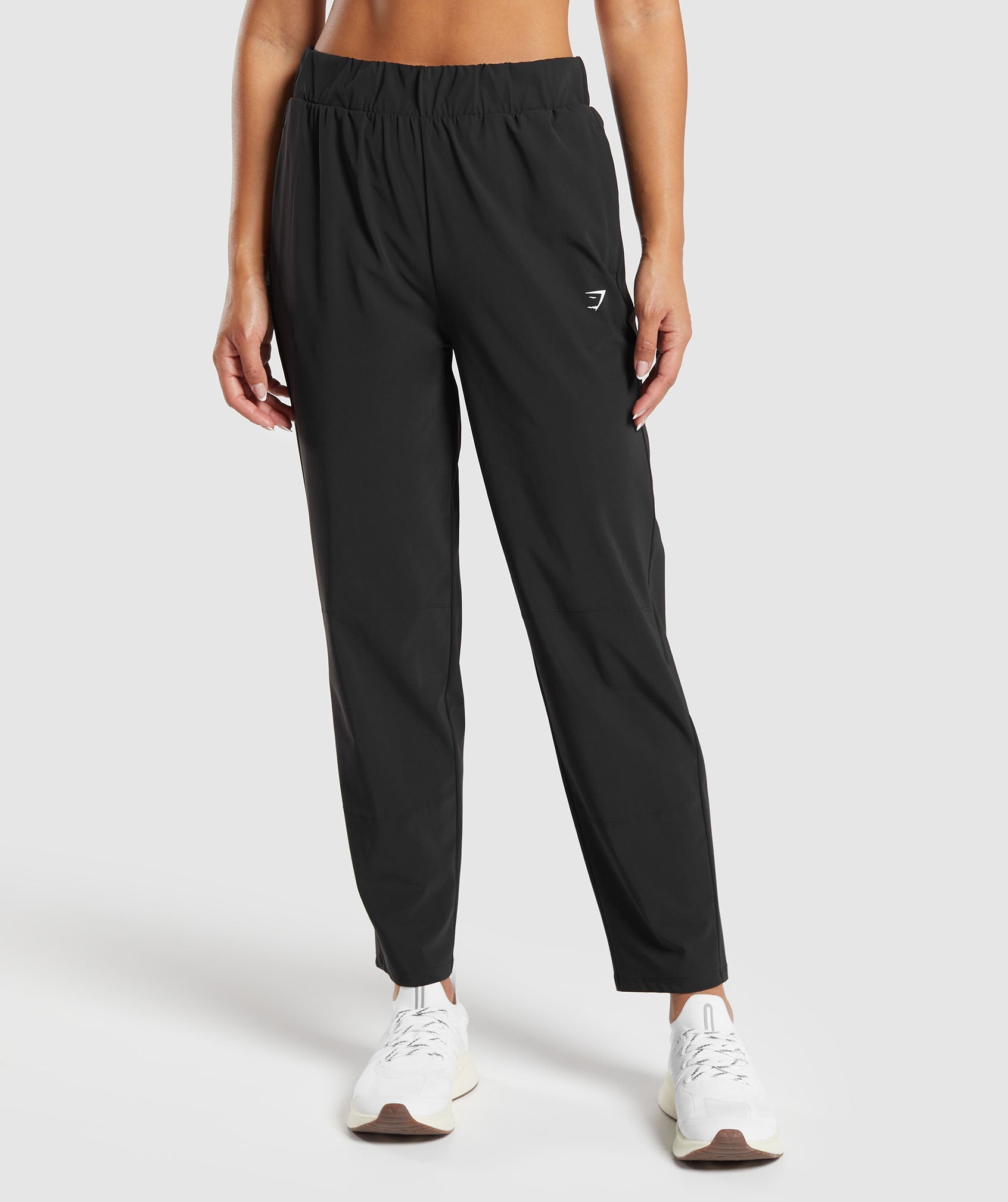 Women's Gymshark Tapered Woven Pants Black