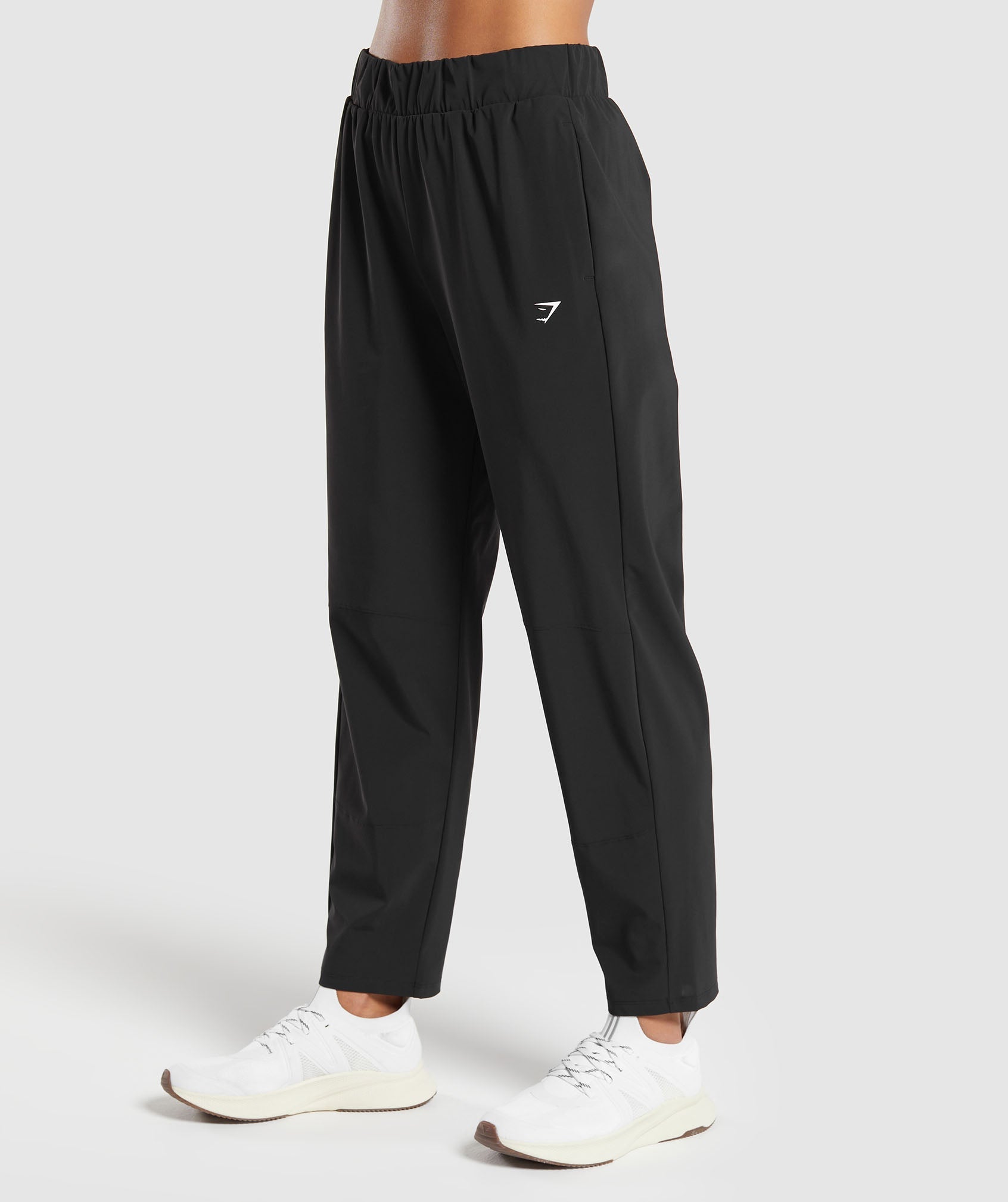 Women's Gymshark Tapered Woven Pants Black