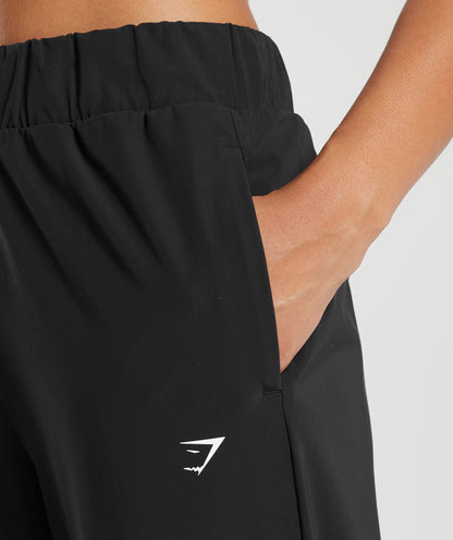 Women's Gymshark Tapered Woven Pants Black