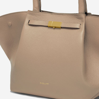 DeMellier The Midi New York dark sand small grain