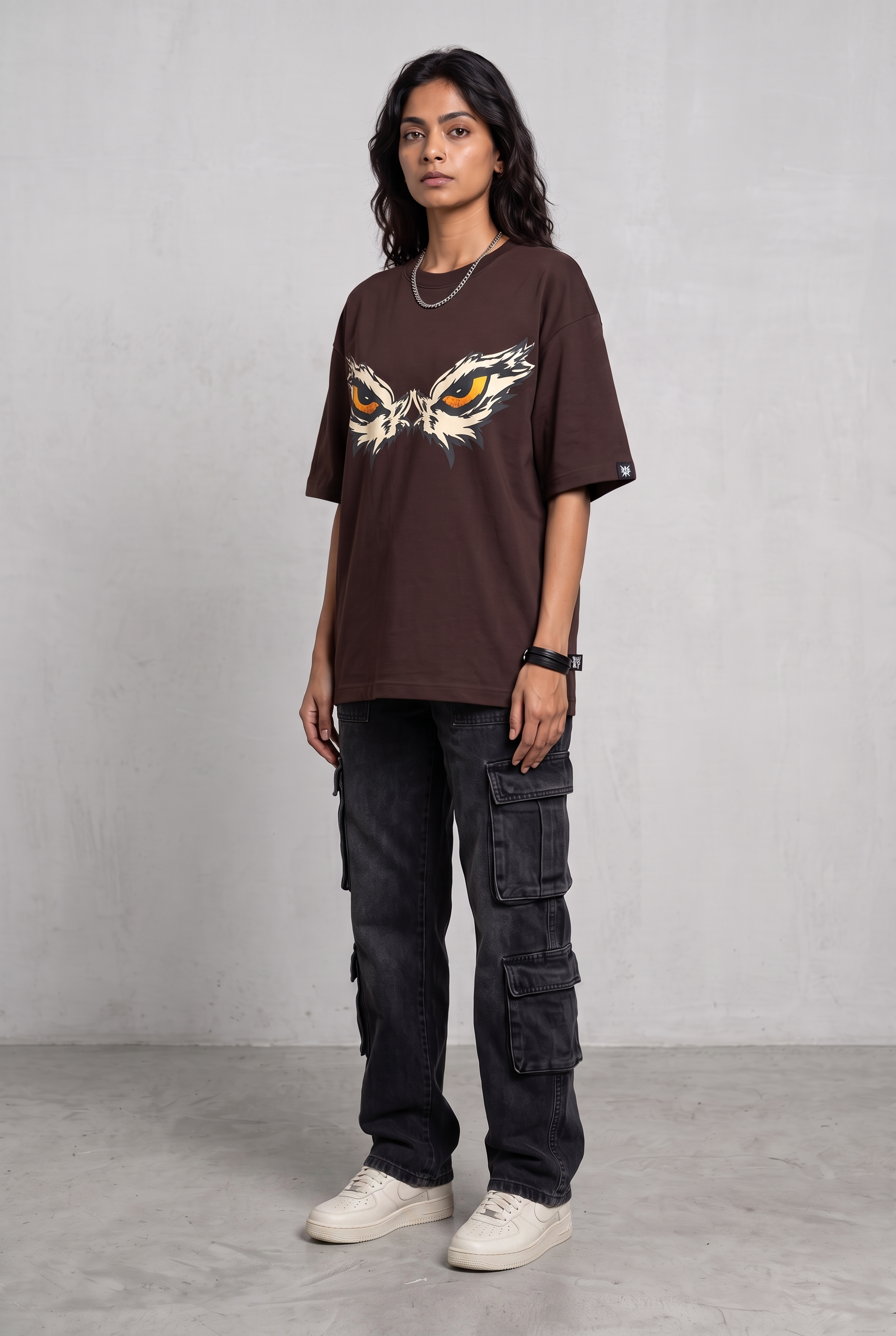 EAGLE EYE BROWN WOMEN’S OVERSIZED T-SHIRT