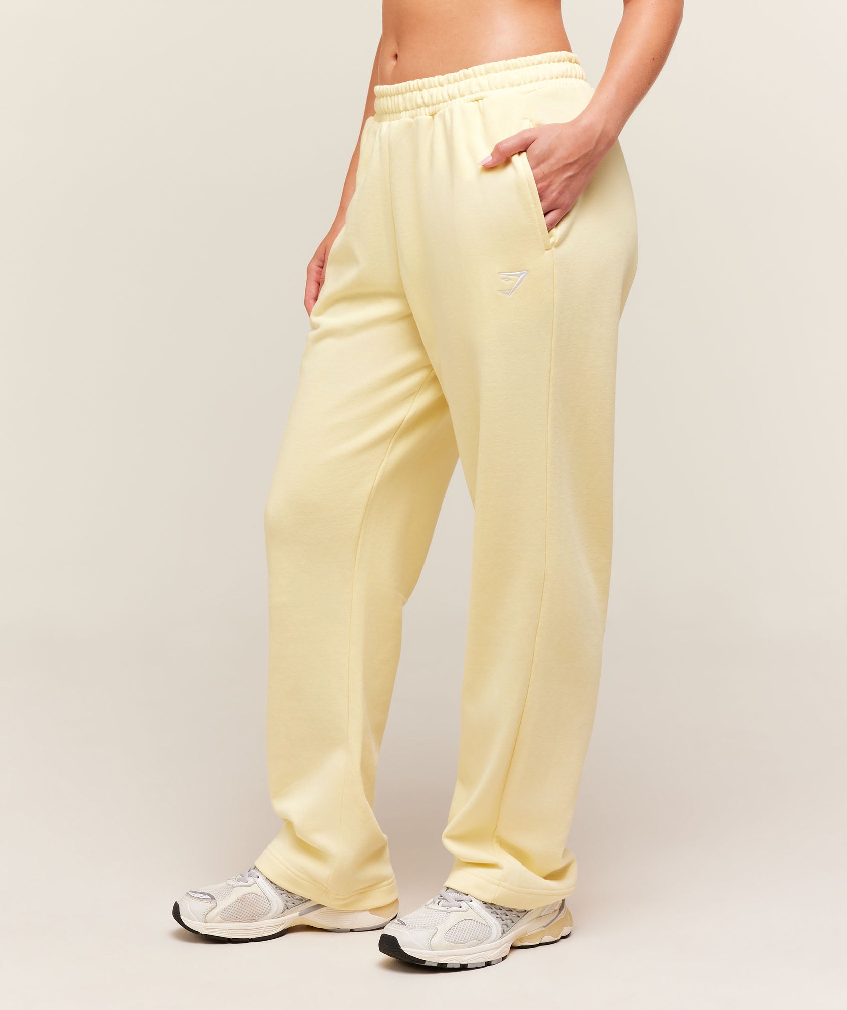 Women's Gymshark Training Fleece Straight Leg Regular Joggers Butter Yellow