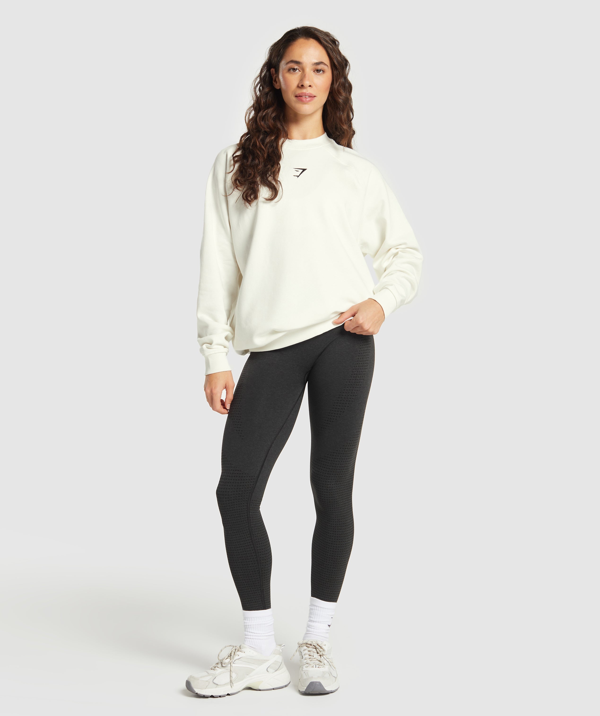Women's Gymshark Training Oversized Fleece Sweatshirt Soft White