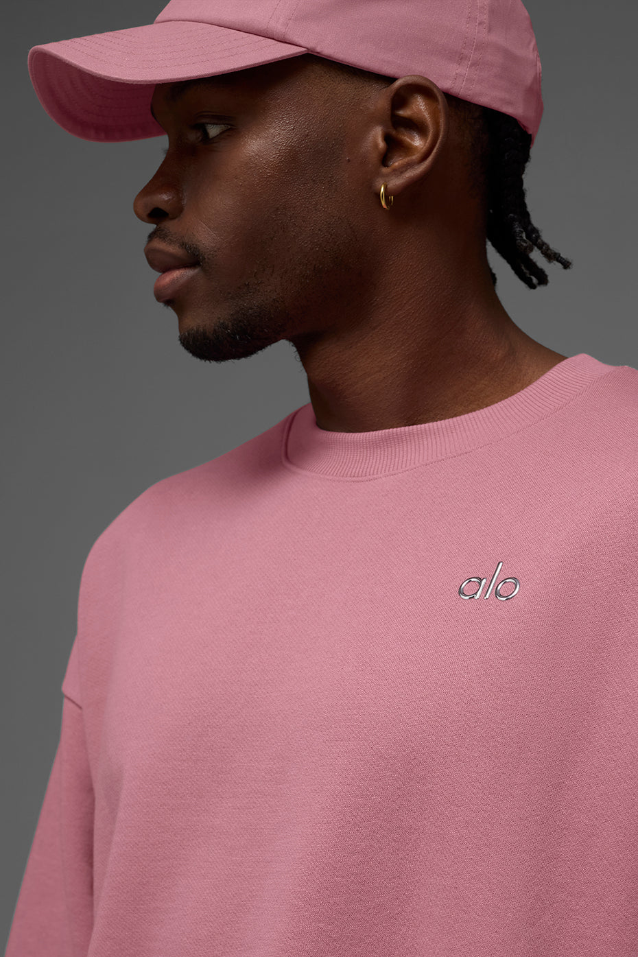 Alo Yoga Accolade Crew Neck Pullover