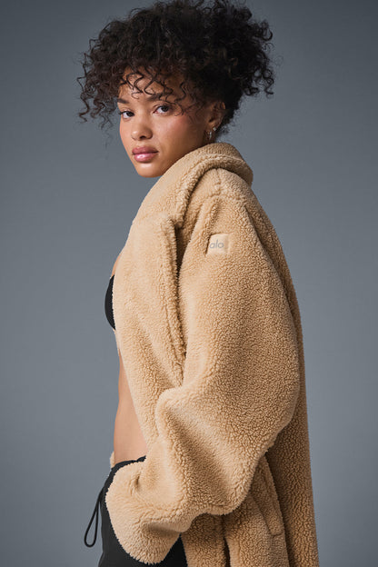 Alo Yoga Women'S Oversized Sherpa Trench