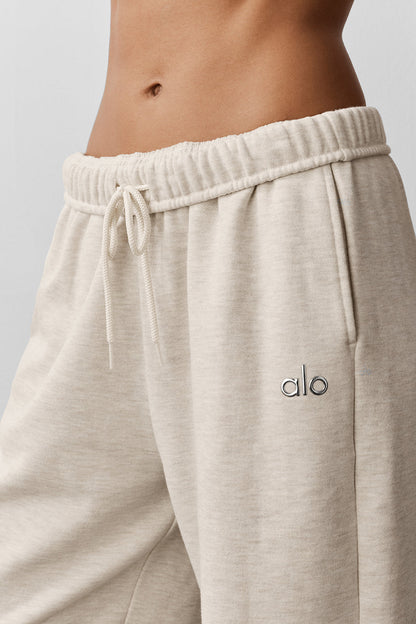 Alo Yoga Women'S Accolade Straight Leg Sweatpant