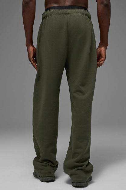 Alo Yoga Accolade Straight Leg Sweatpant
