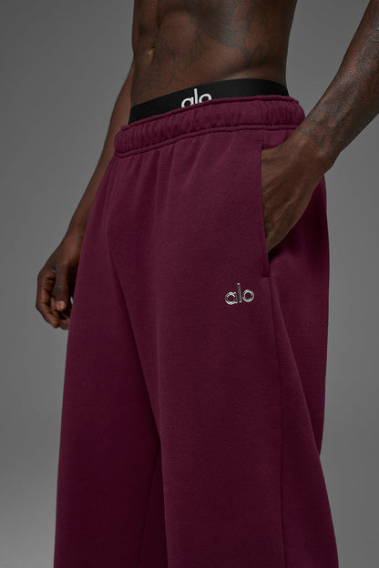 Alo Yoga Accolade Straight Leg Sweatpant