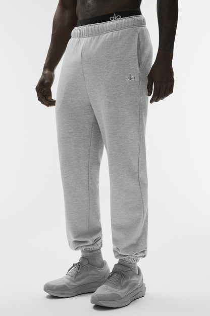 Alo Yoga Accolade Sweatpant