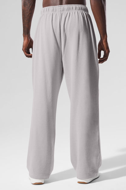 Alo Yoga Accolade Straight Leg Sweatpant