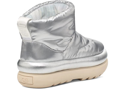 ugg classic maxi mini boot metallic silver (women's)
