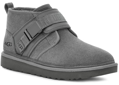 ugg neumel boot snapback metal grey