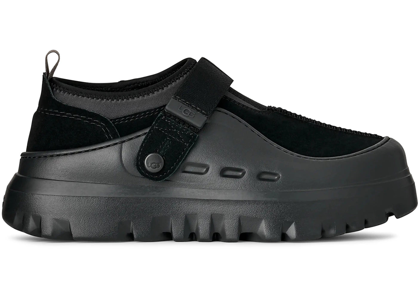 ugg peakmod lowcut black