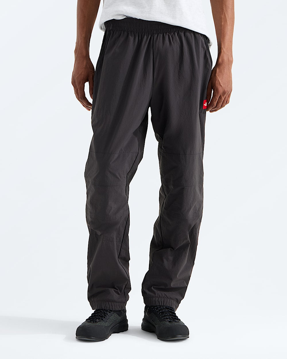 The North Face Unisex TNF™ Red Box Full-Zip Pants