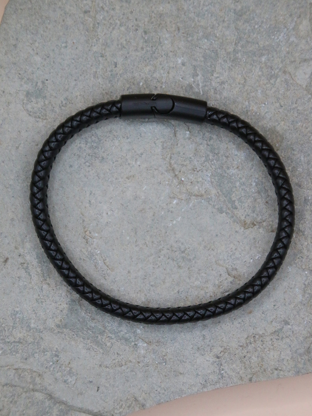 BLACK FUSION BRACELET FOR MEN