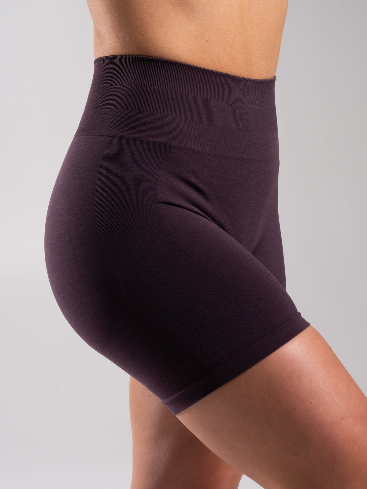 Alphalete Women's Pump High Rise Short