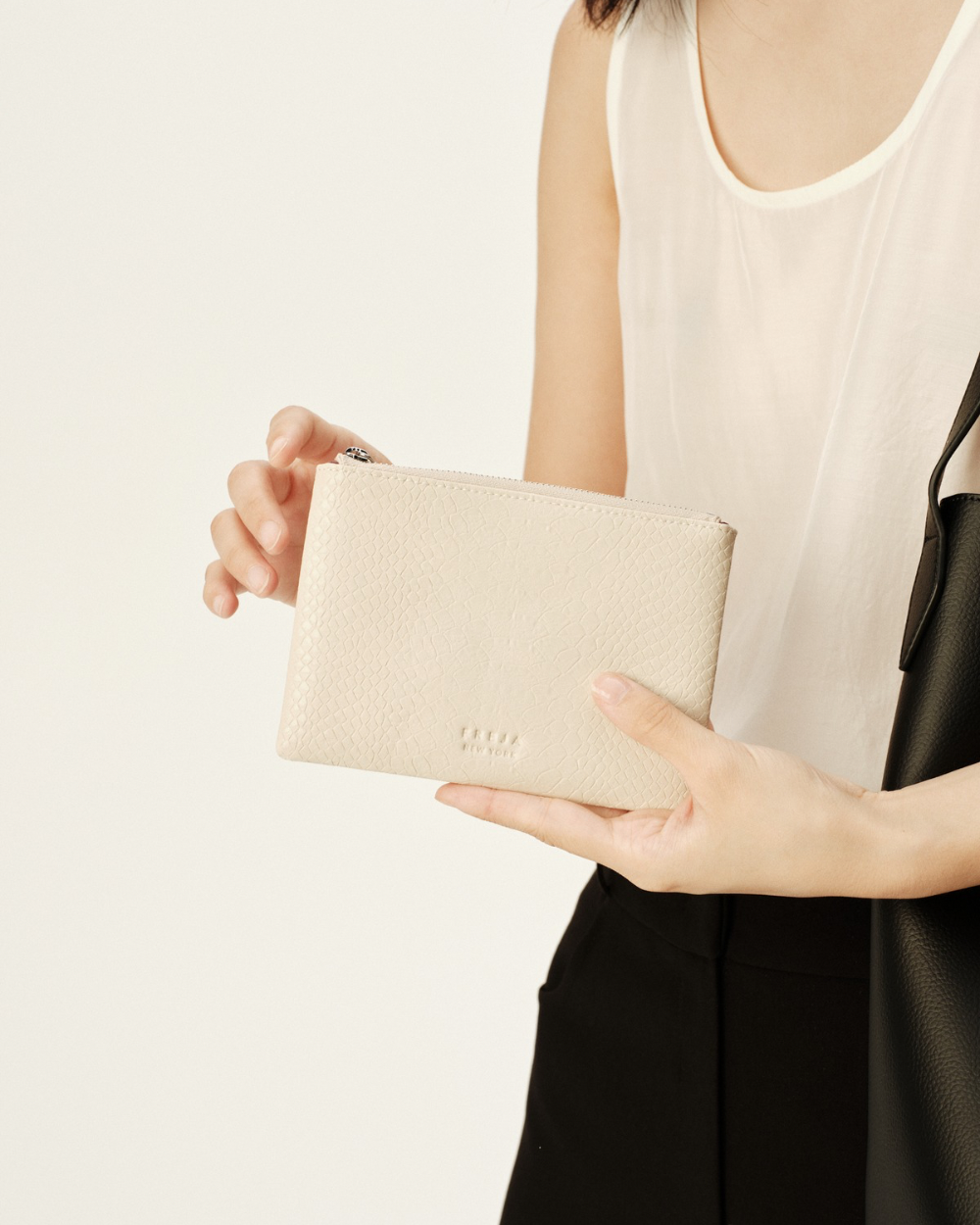 Freja Zip Pouch 8 Oat Croc