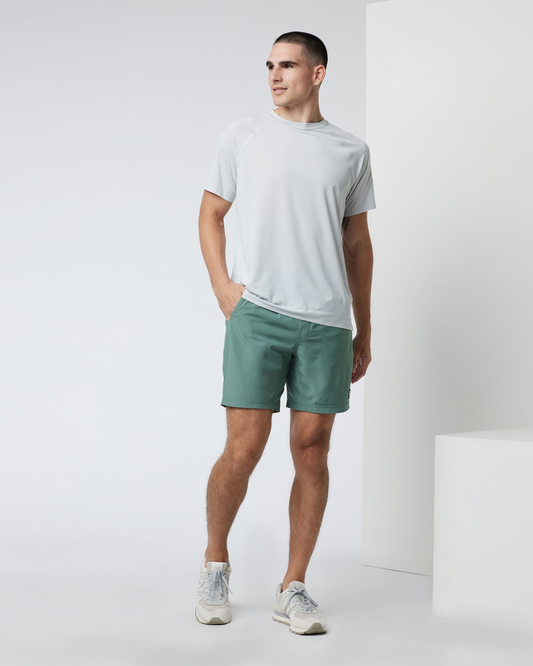 Vuori Short Sleeve Viewpoint Performance Tee