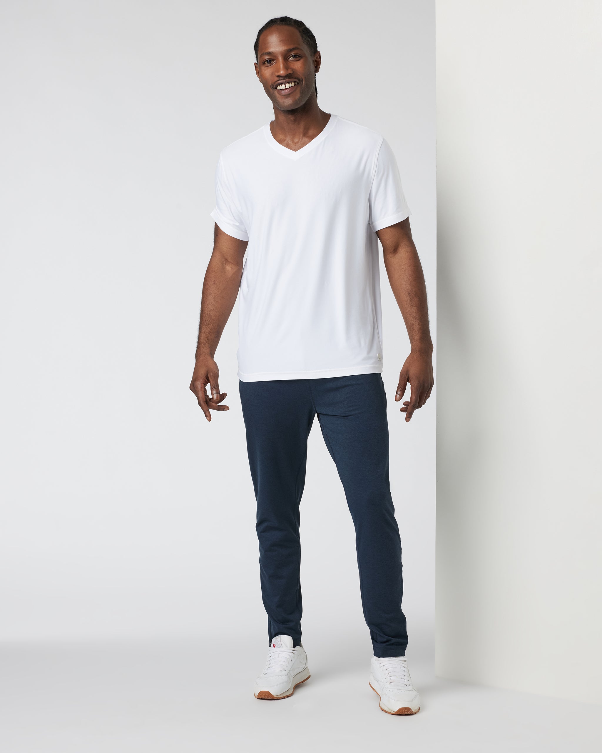 Vuori Strato Tech Vneck Tee