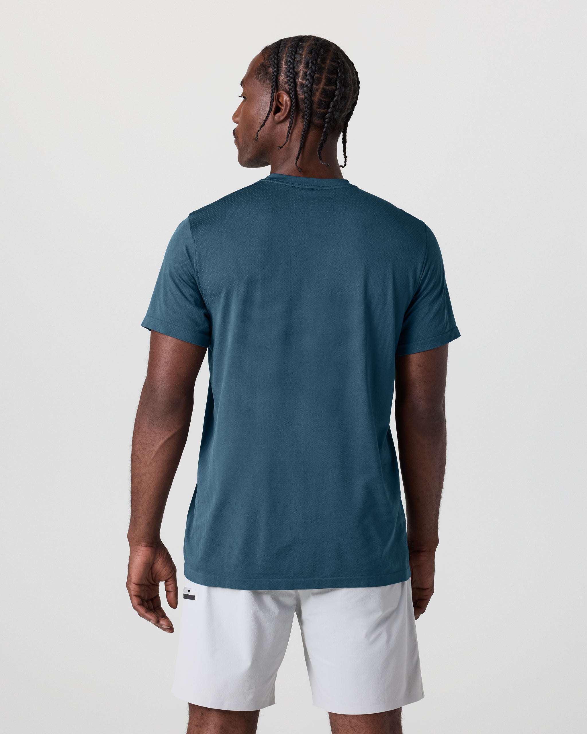 Vuori Short Sleeve Clearview Seamless Tech Tee