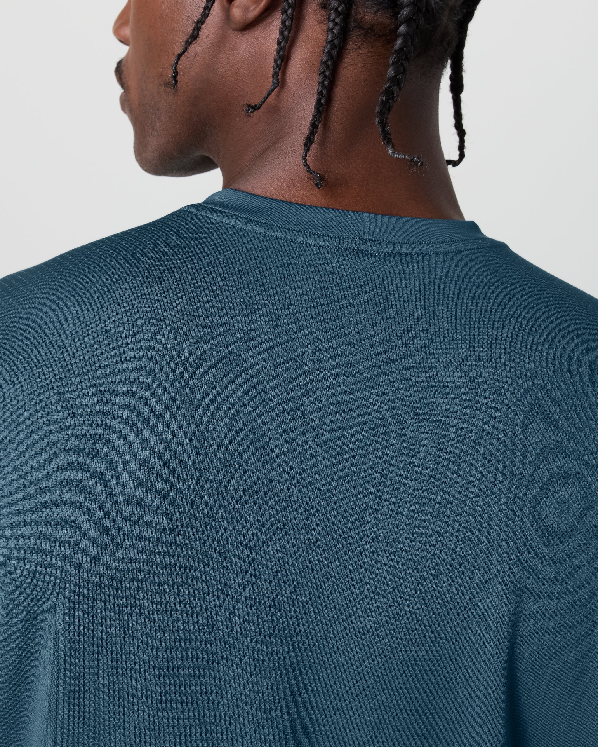 Vuori Short Sleeve Clearview Seamless Tech Tee