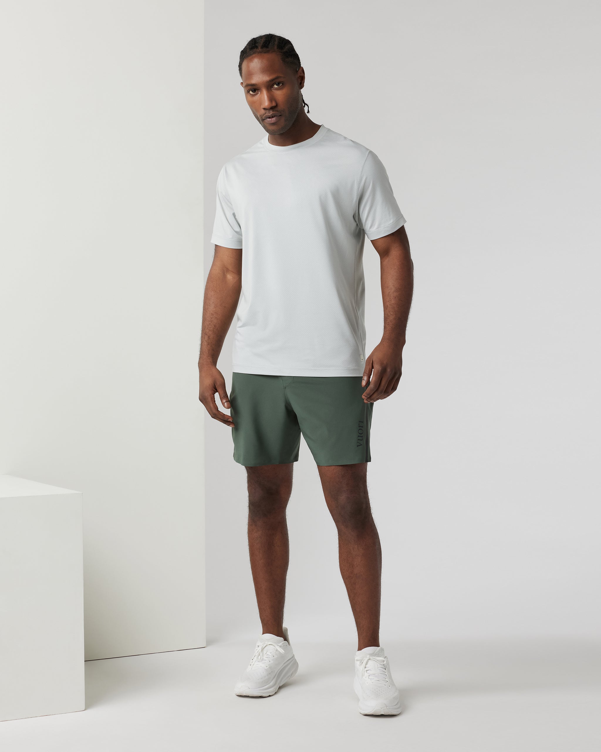 Vuori Tradewind Performance Tee 20